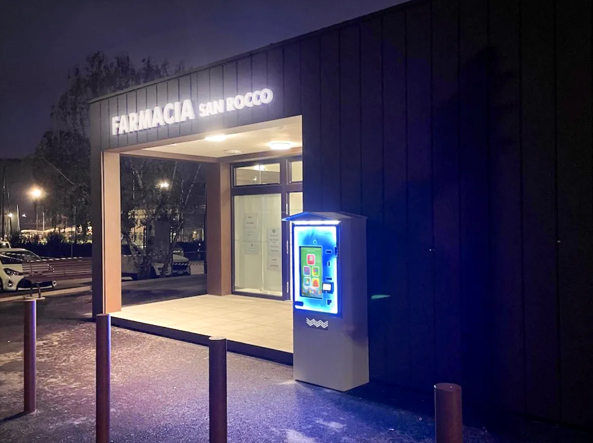 Distributore farmacia personalizzato con led colorati